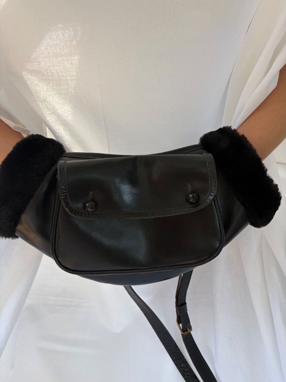 Schilz Paris Vintage Leather Mufflet (Winter Hand Muff) Rare & Unique